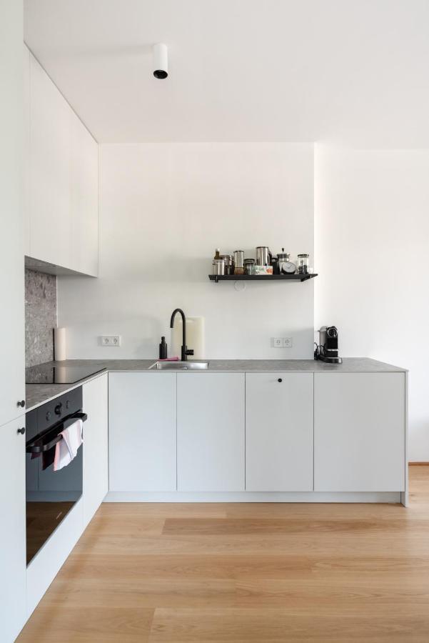 Apartment Neu Zentral Und Ruhig An Der U2 / Stadion Wien